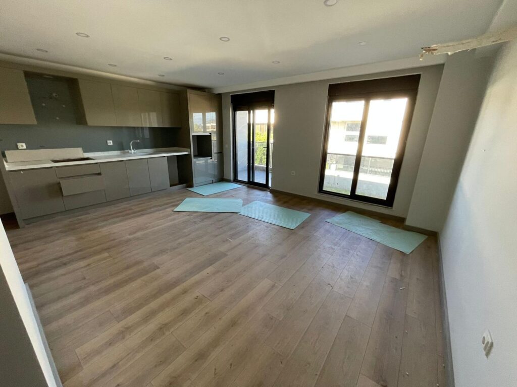 13)İÇ MEKAN GÖRSELİ