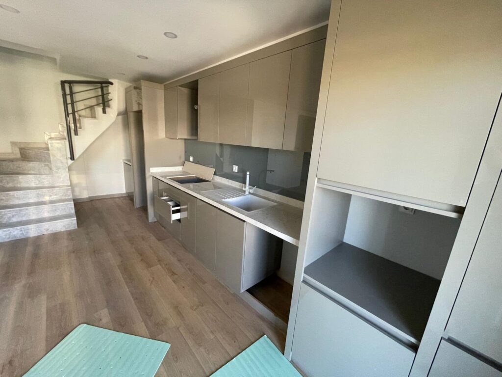 17)İÇ MEKAN GÖRSELİ