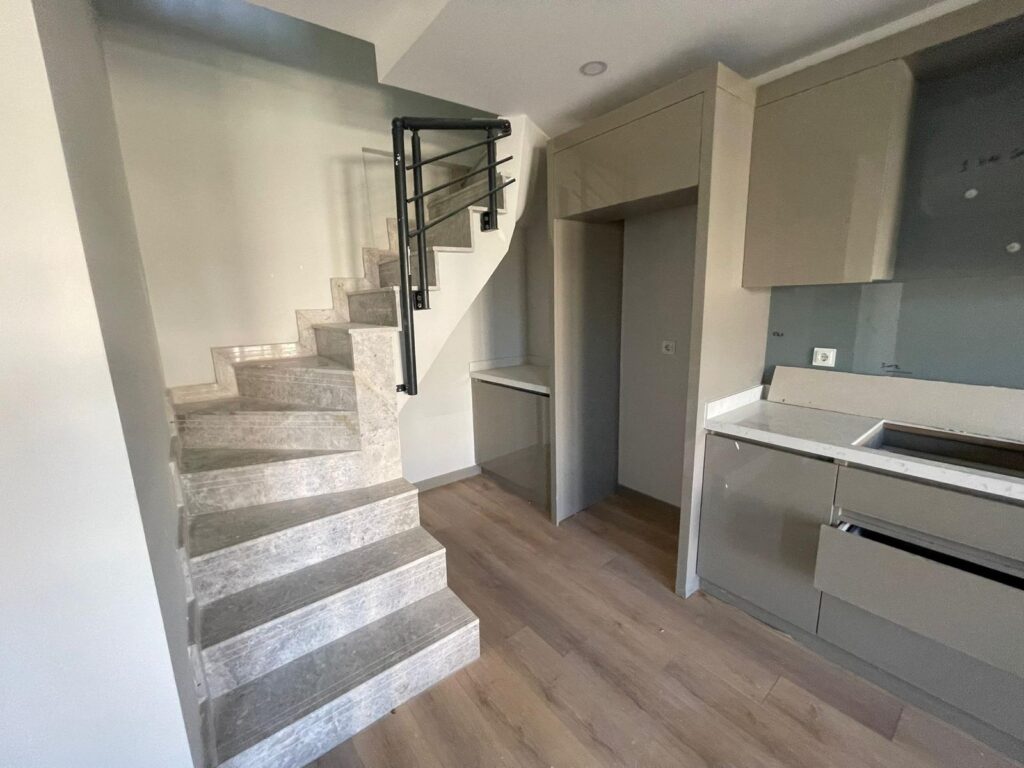 21)İÇ MEKAN GÖRSELİ