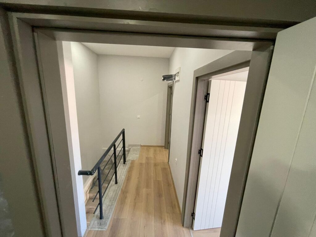 24)İÇ MEKAN GÖRSELİ